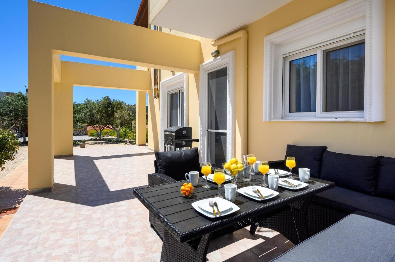 Ferienhaus Sunny Garden *
